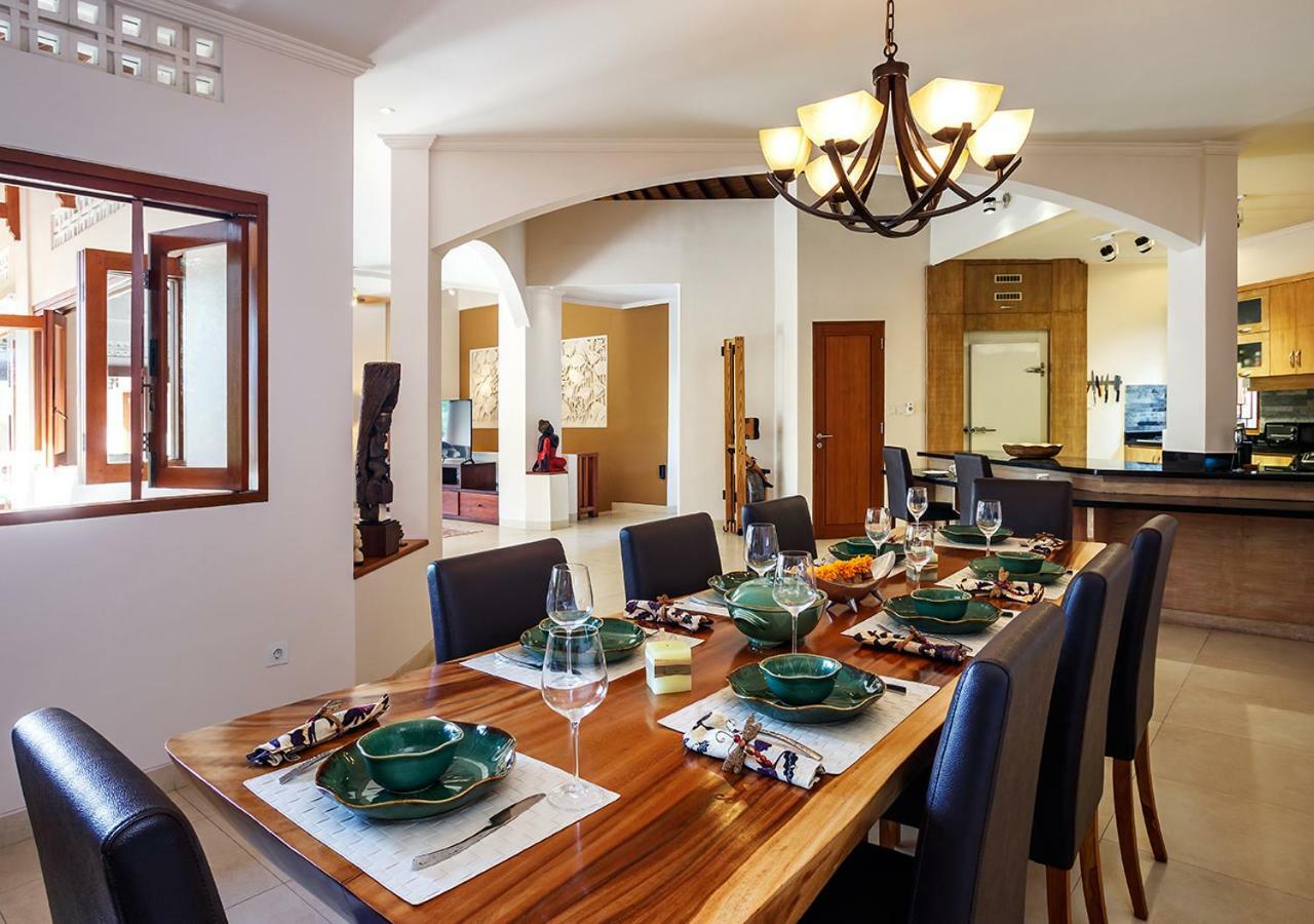 Villa Kembar Ουμπούντ Εξωτερικό φωτογραφία
